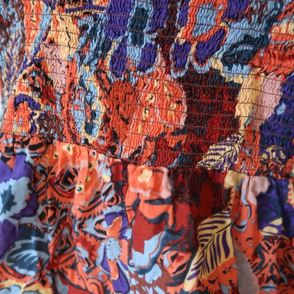 Floral Romper - Picture 2 of 3